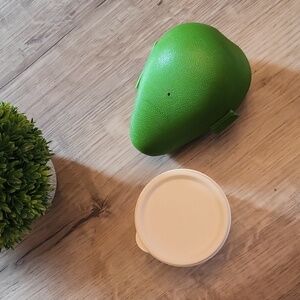 Tupperware Avocado holder l plus small storage container l kitchen item